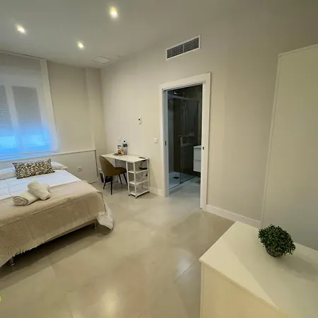 Ξενοδοχείο Zahira Homes 3*